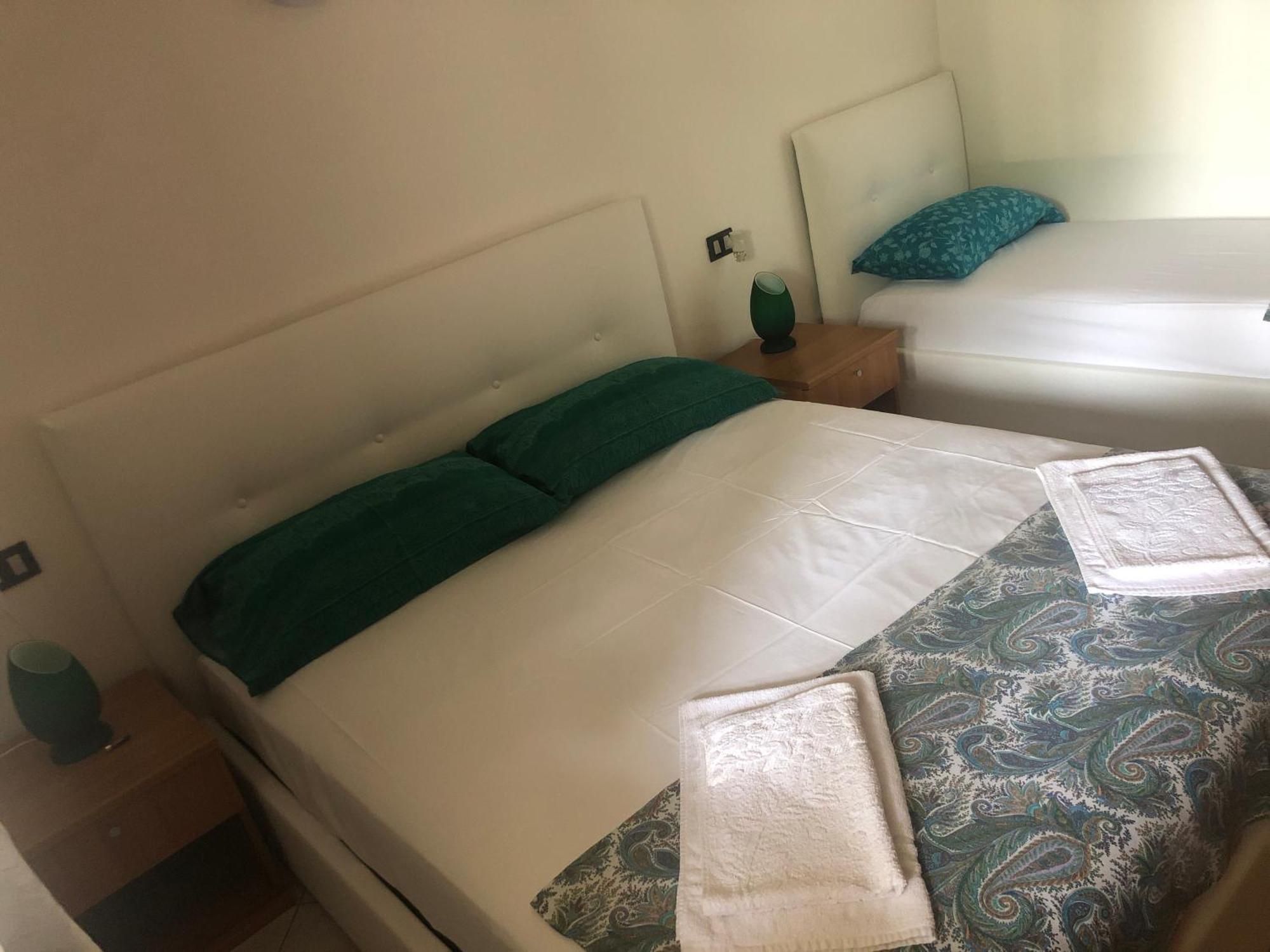 شقة Casa Lorenzo ديسينسانو ديل غاردا المظهر الخارجي الصورة